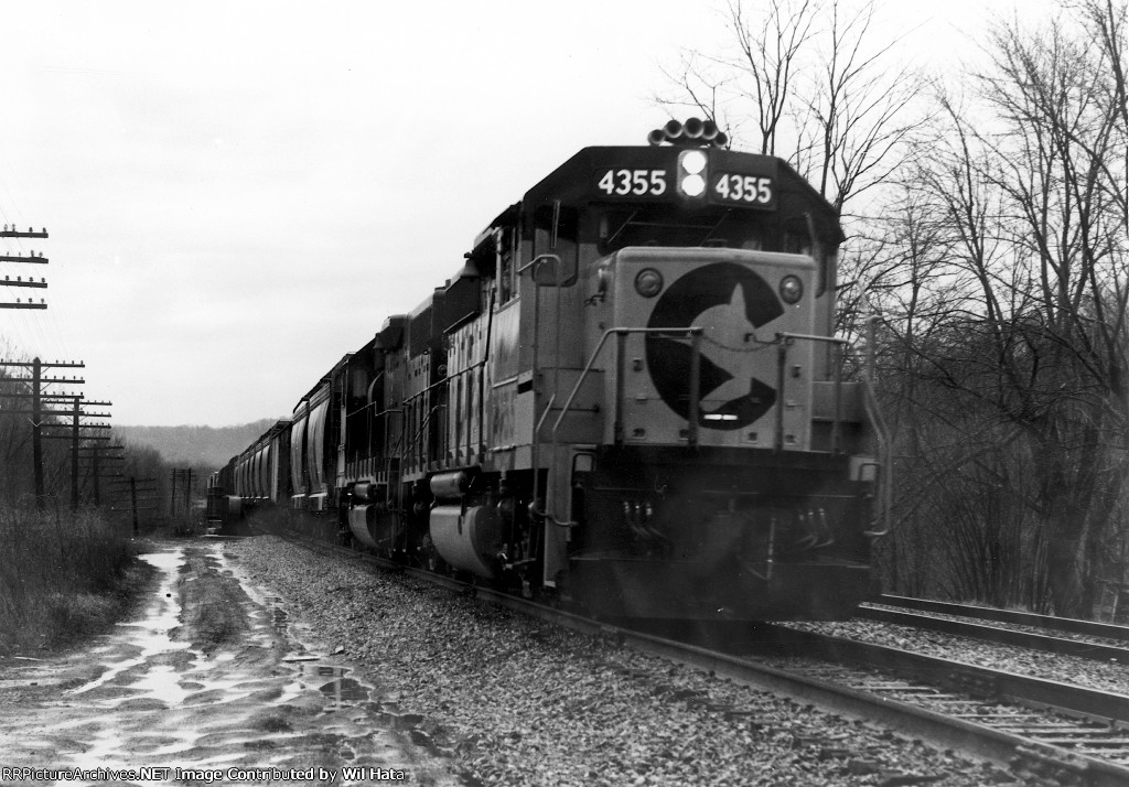 WM GP40-2 4355